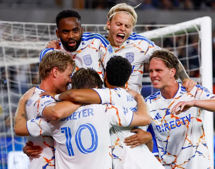 Photo courtesy of San Diego Union-Tribune.