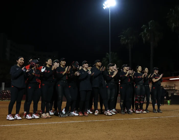 Photo by goaztecs.com